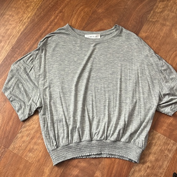 BNWOT Lime Blue elastic bottom super soft top - Picture 6 of 12